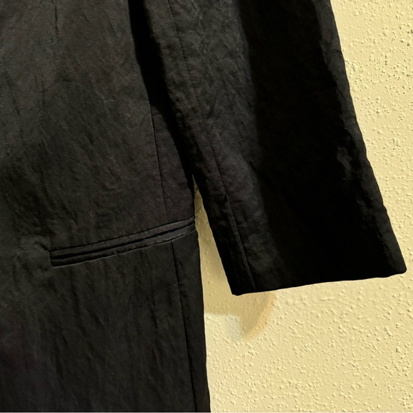 Elizabeth and James Essential Crepe Blazer - Size 8 - Black - Picture 5 of 12